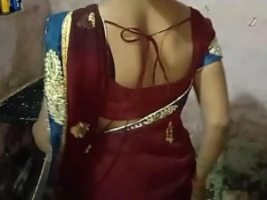 As habilidades intensas de sexo anal e garganta profunda de Nayanthara são mostradas