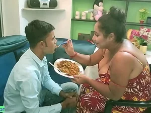 Femme indienne réticente au sexe avec son mari dodu