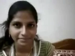Video amateur de una tía india con sexo a pelo